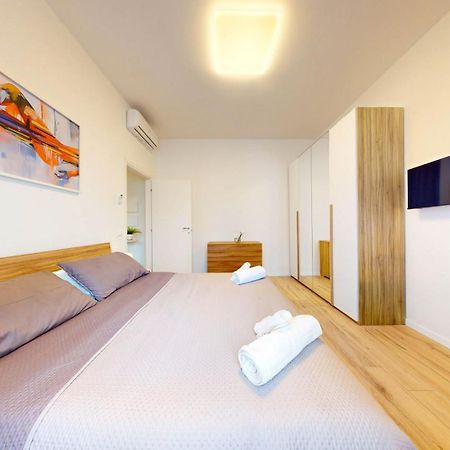 La Chicca Apartment Milan Luaran gambar