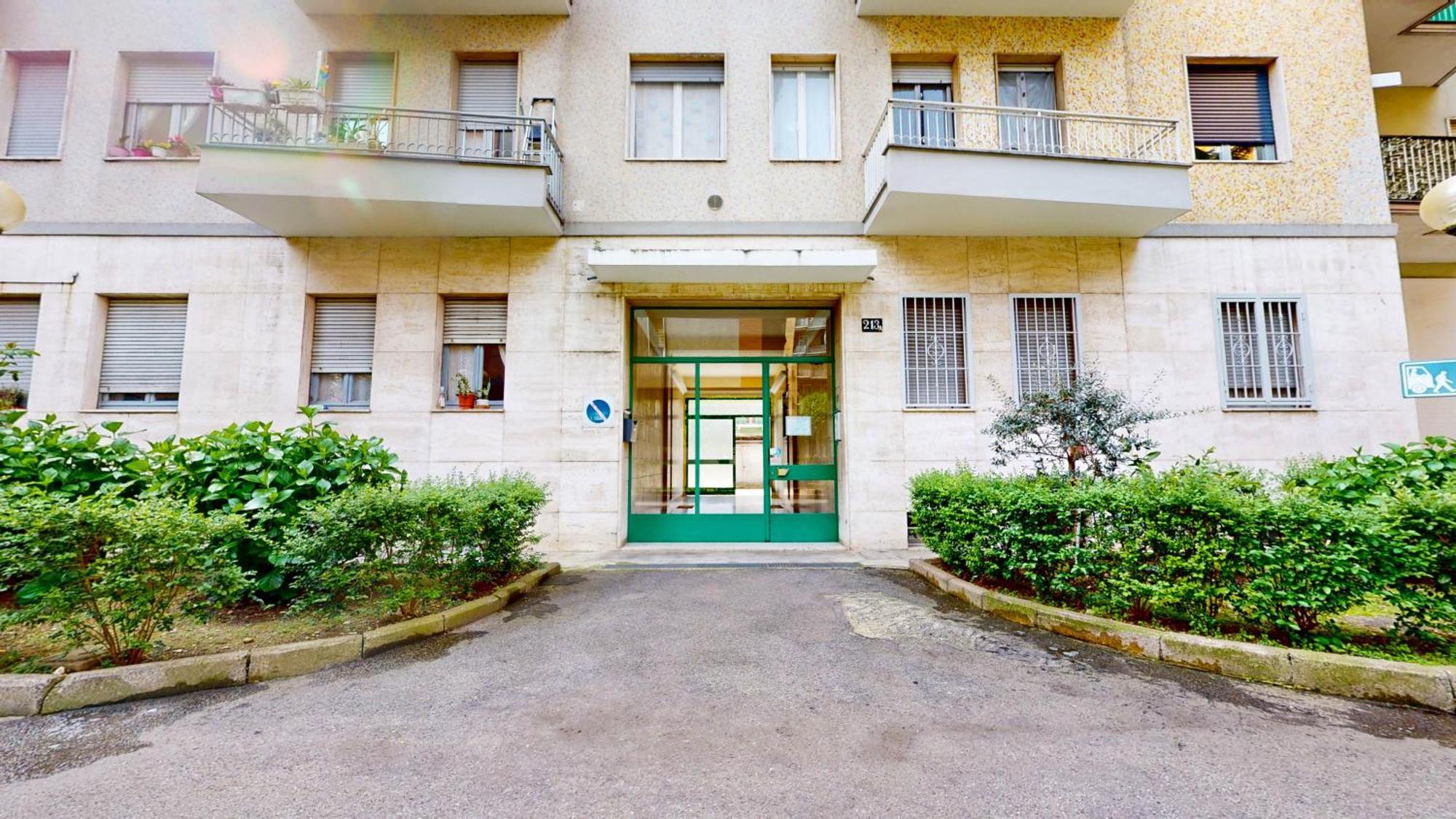 La Chicca Apartment Milan Luaran gambar